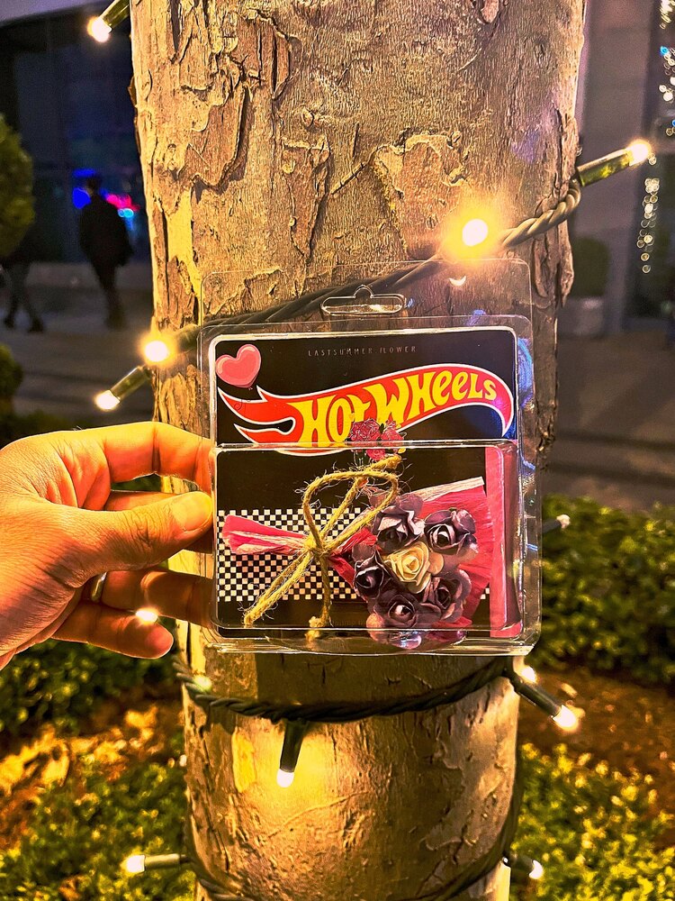 HOT WHEELS Özel Tasarım Çiçek( Mor)