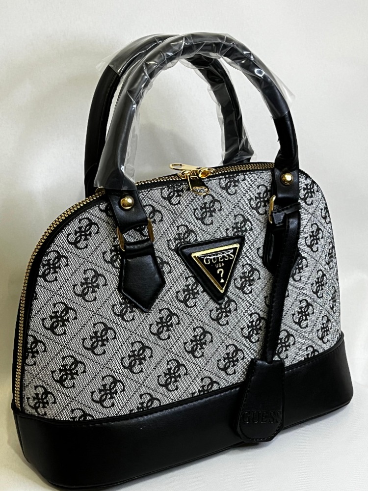 Guess Model Çanta