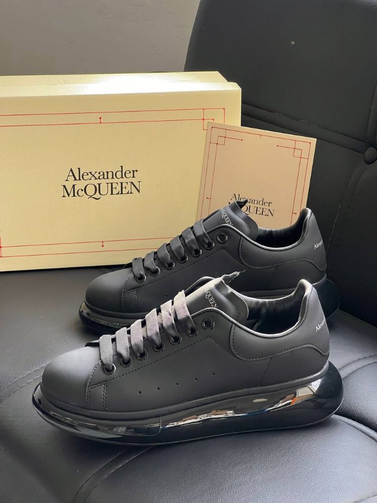 alexander Mcqueen