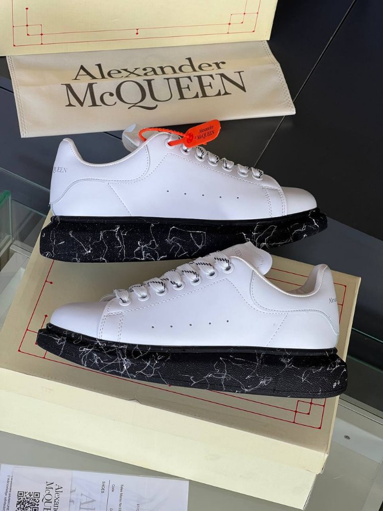 Alexander Mcqueen transparent base