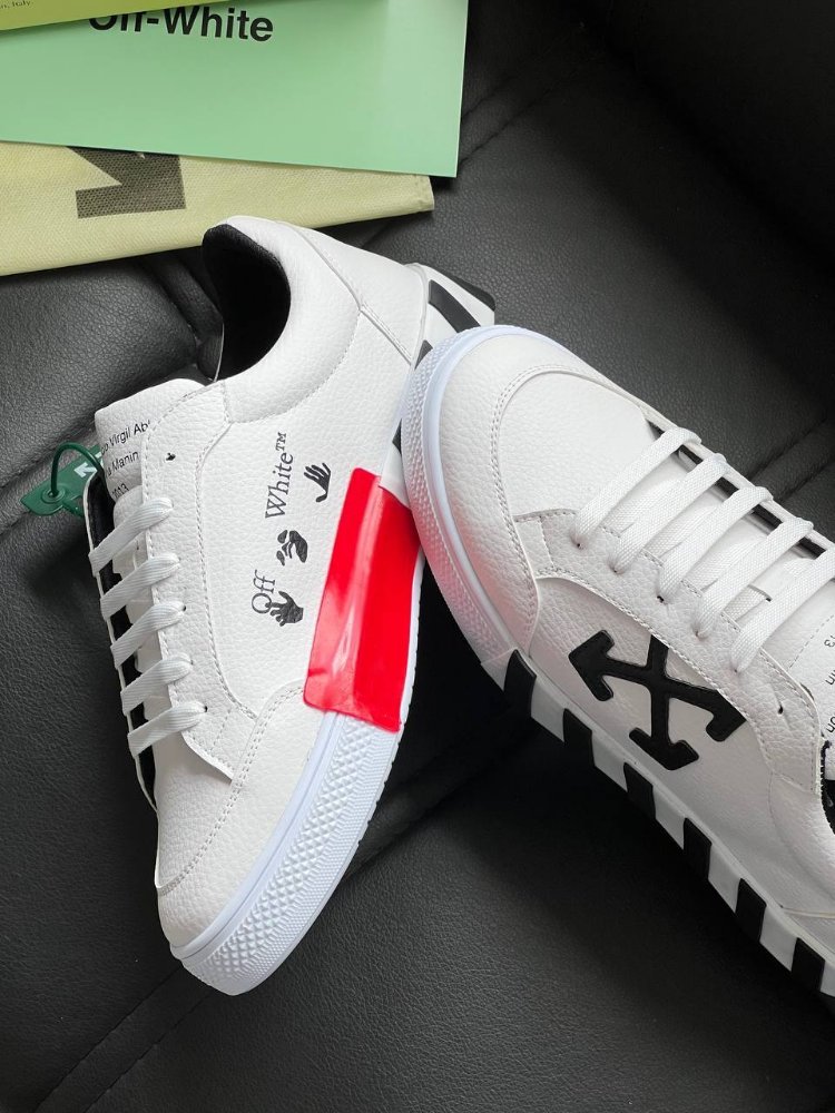 Off-White  New Season  