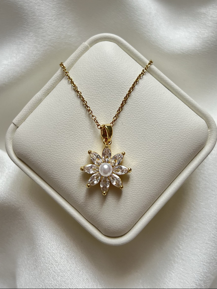Gold Çiçek Model Çelik Kolye (45 cm)