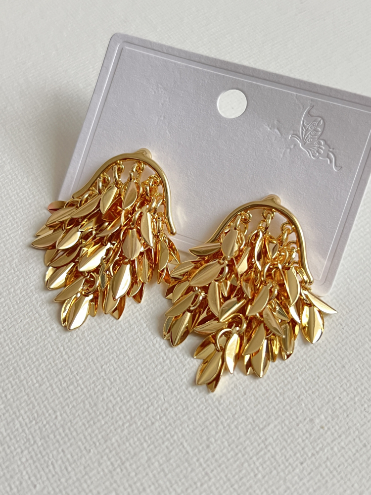 Gold Sallantılı Model Çelik Küpe