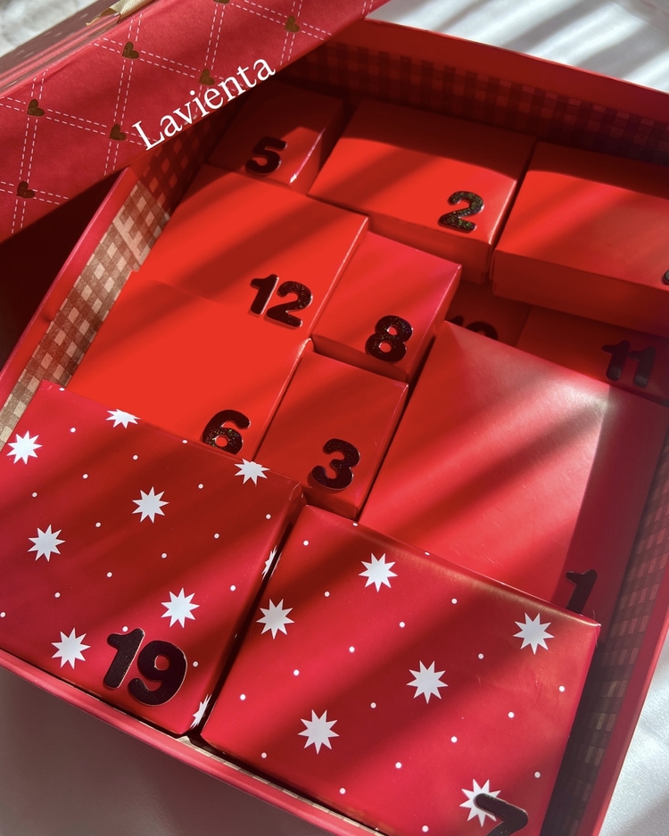 Kişiye Özel 6’lı Takı Advent Calendar Kutusu (İÇERİK AÇIKLAMADA) Kırmızı Kutu