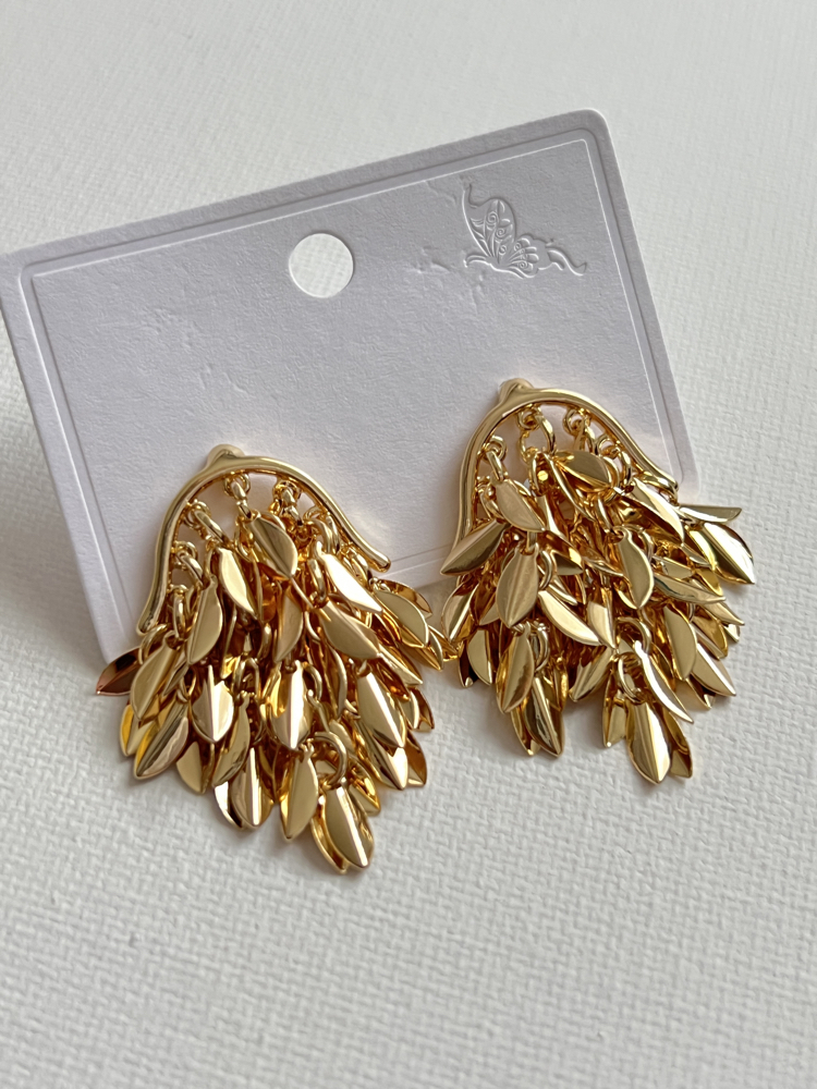 Gold Sallantılı Model Çelik Küpe
