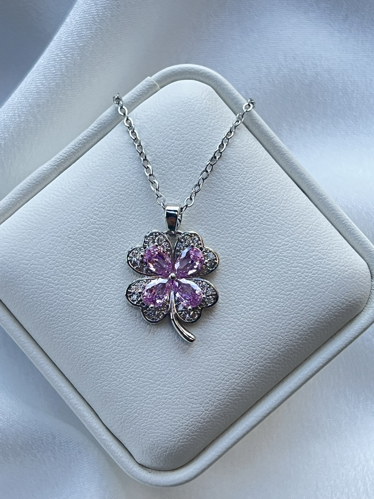 Gümüş Pembe Zirkon Taşlı Yonca Model Çelik Kolye (45 cm)