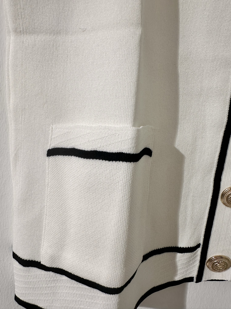 Bc white gold düğmeli kadin yelek