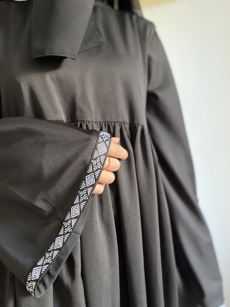 Desenli Abaya 
