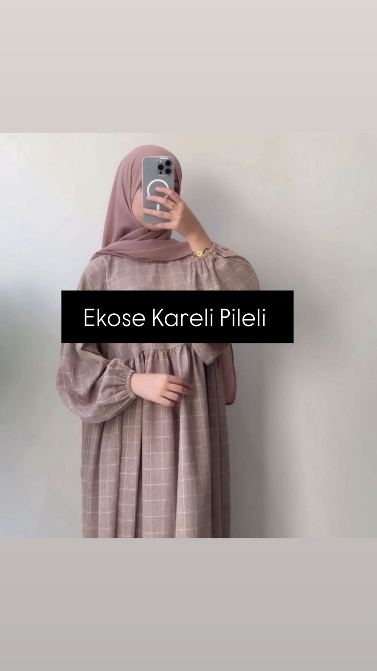 Kareli Pileli Elbise 