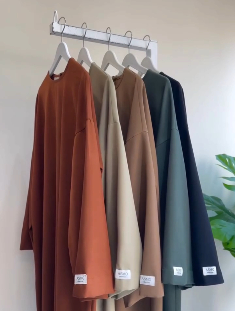 Nour Abaya 