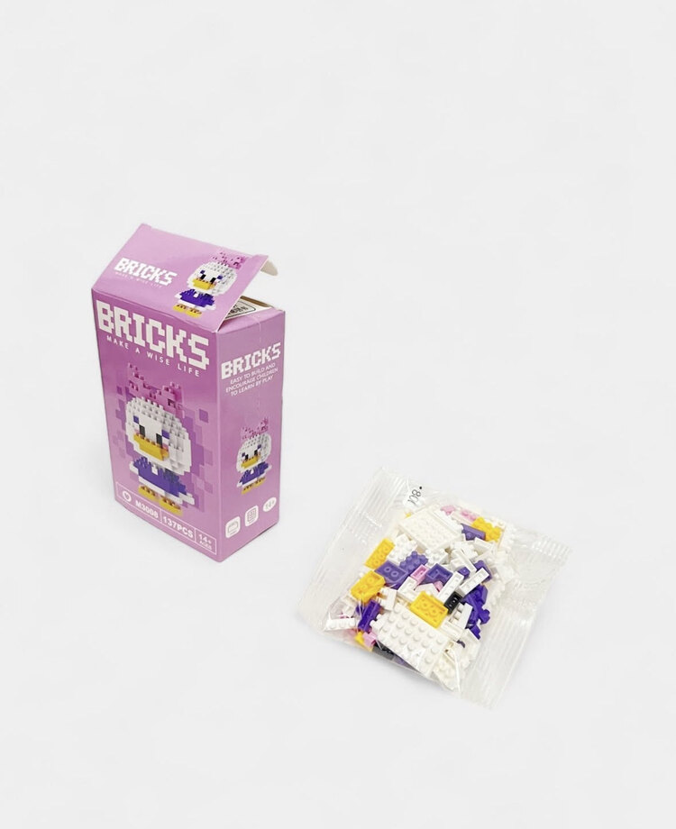 Daisy Duck Bricks