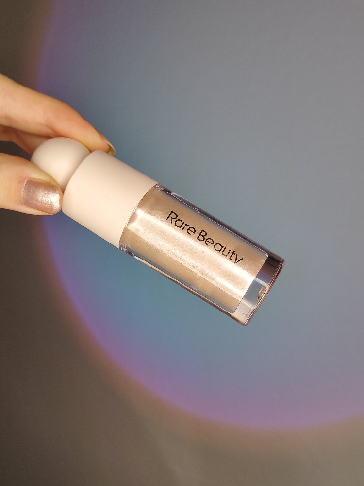 Rare Beauty Highlighter 