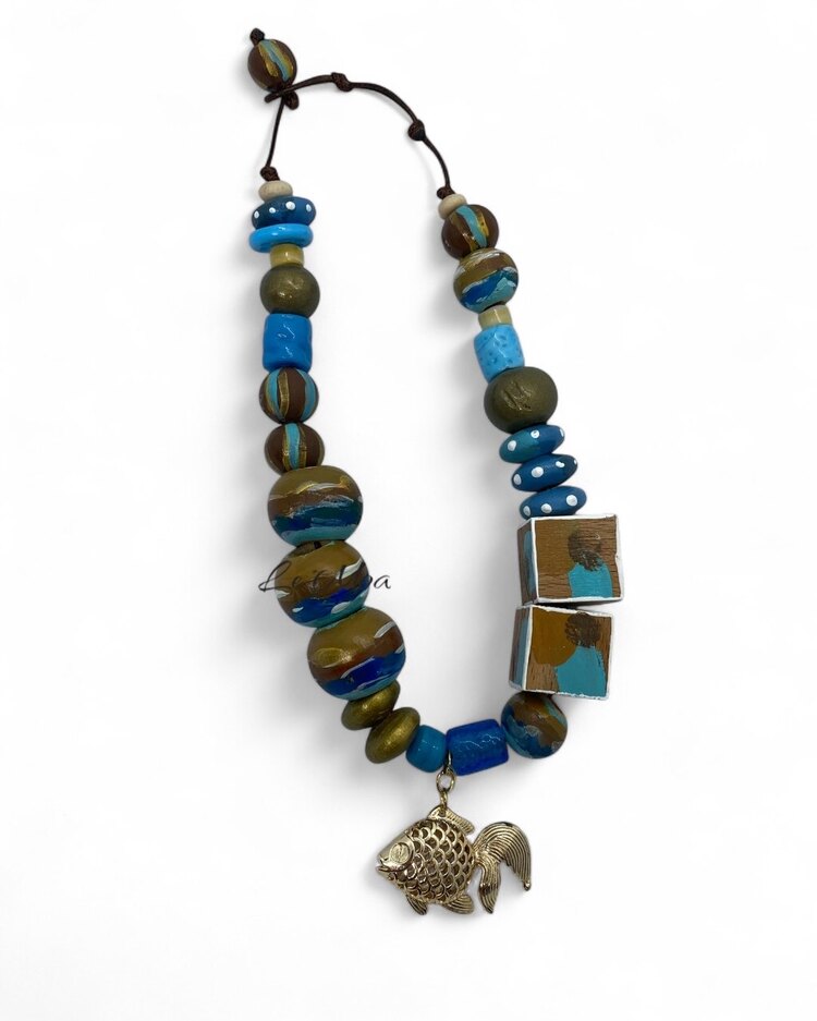 Wooden tales no3 Choker