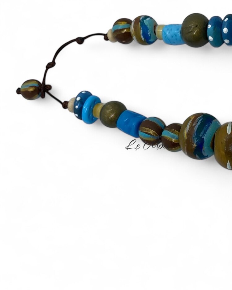Wooden tales no3 Choker