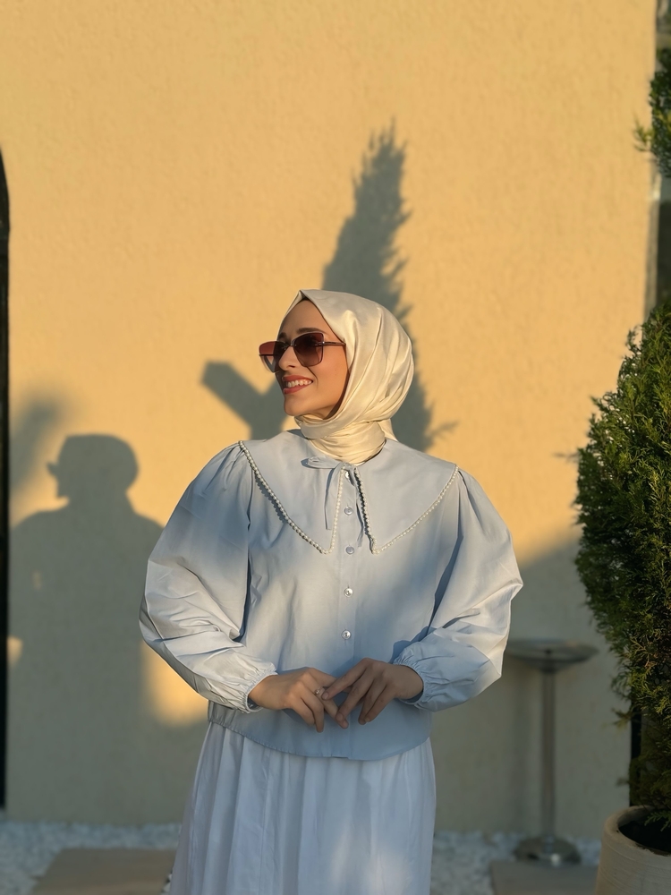İnci Detay Bebe Yaka Gömlek