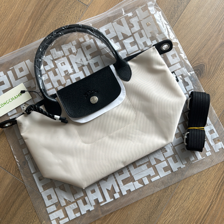 Longchamp Le Pliage Energy (M) Cream