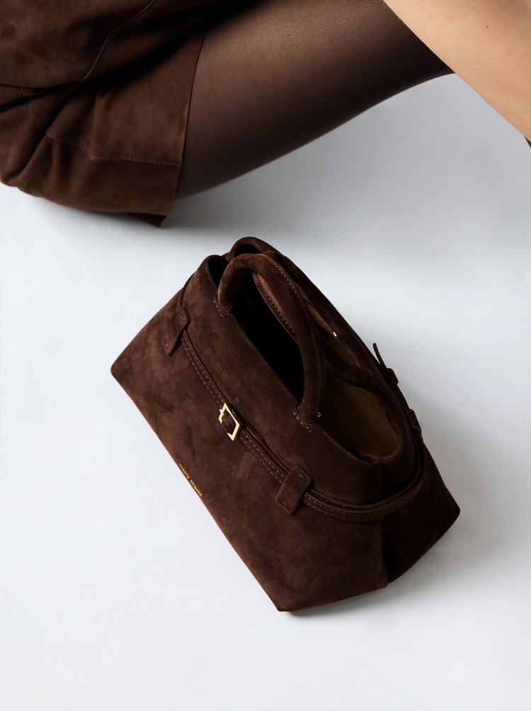 Manu Atelıer Le Cambon 25 Suede