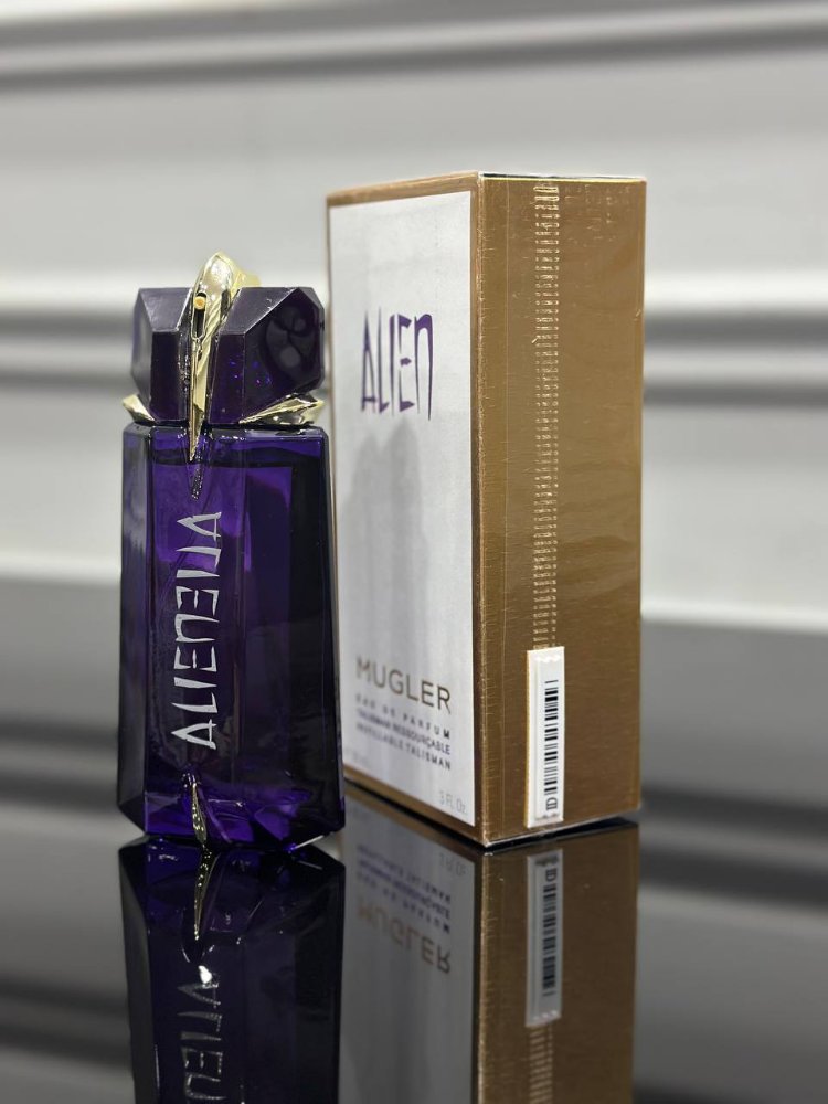THİERRY MUGLER
ALİEN ❤️