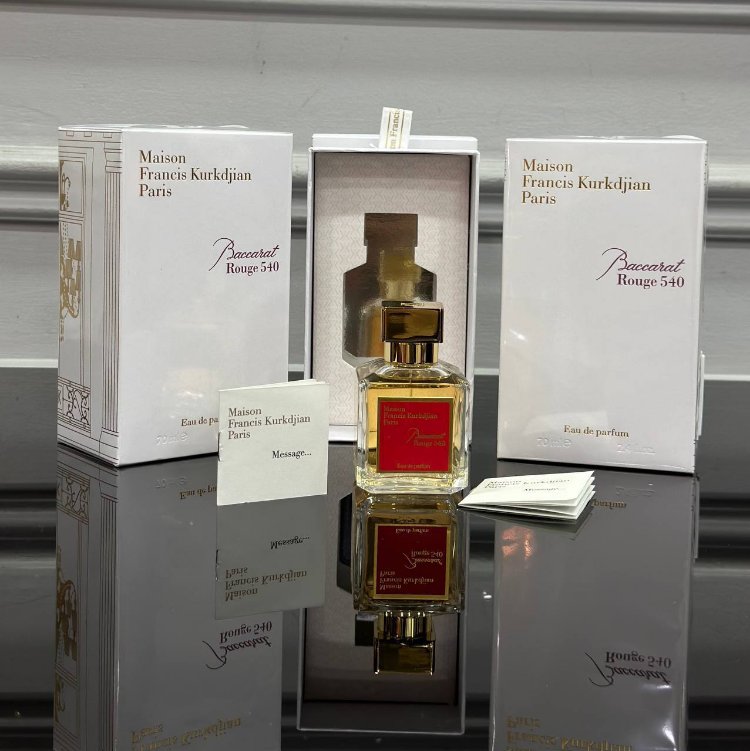 Maison Francis Kurkdjian Paris 
Baccarat Rouge 540 ❤️