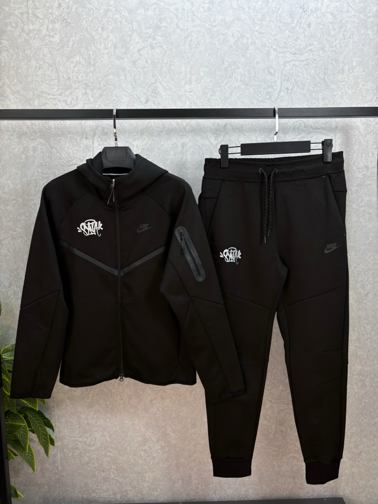 Siyah Syna Tech Fleece Eşofman Takımı