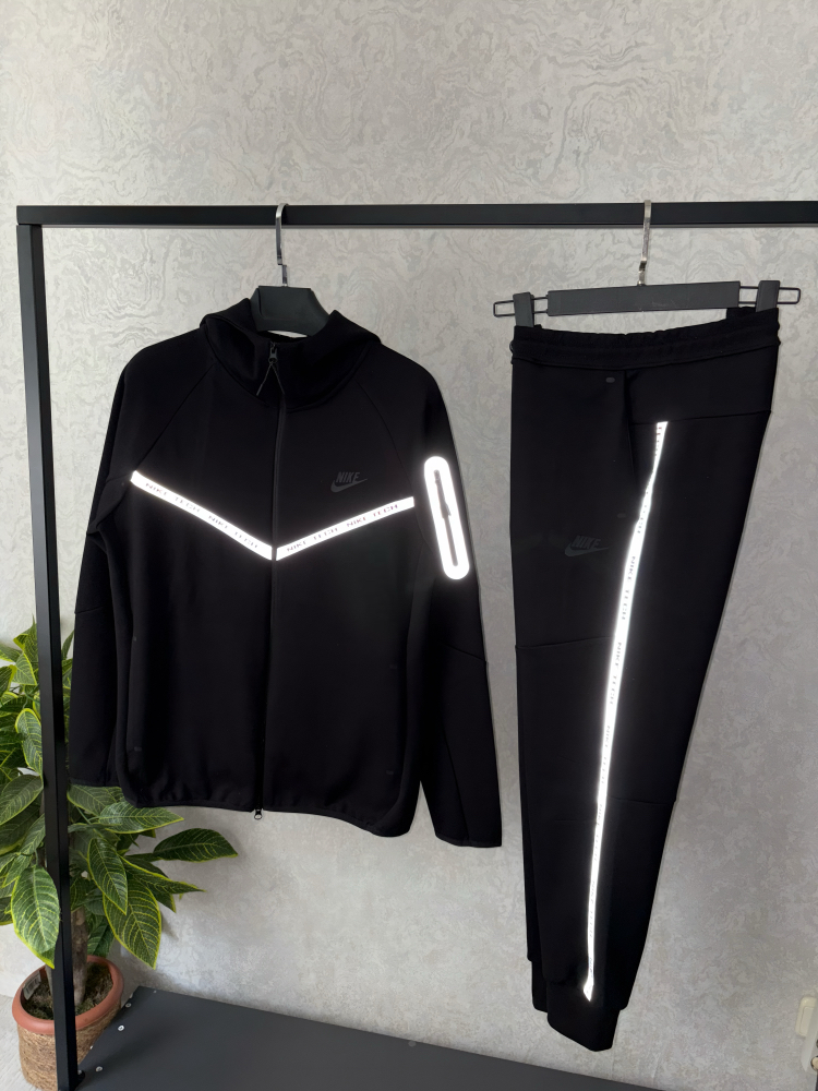 Reflektör Tech Fleece Siyah Eşofman Takımı