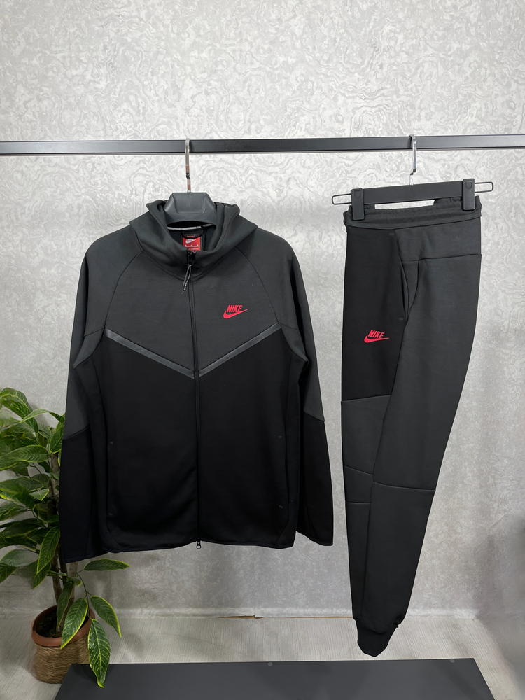 Tech Fleece Siyah Gri Eşofman Takımı