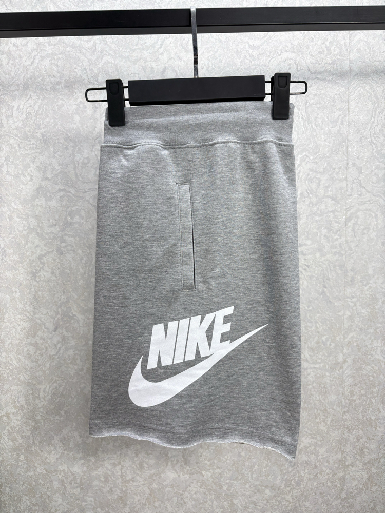 Sportswear Alumni French Terry Short Gri