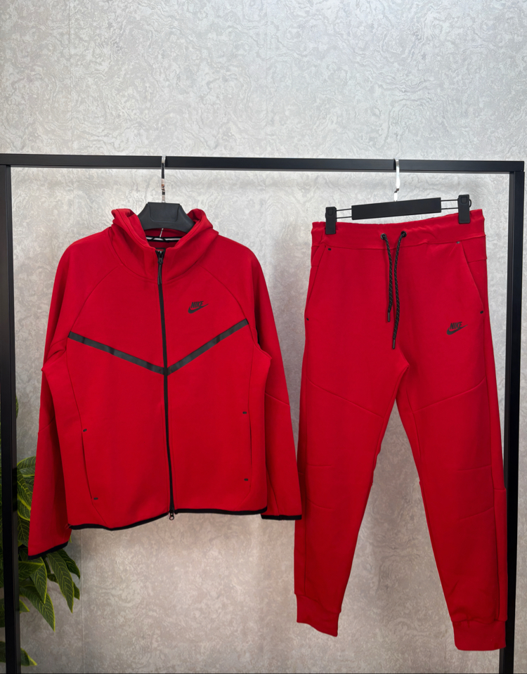 Kırmızı Tech Fleece Eşofman Takımı