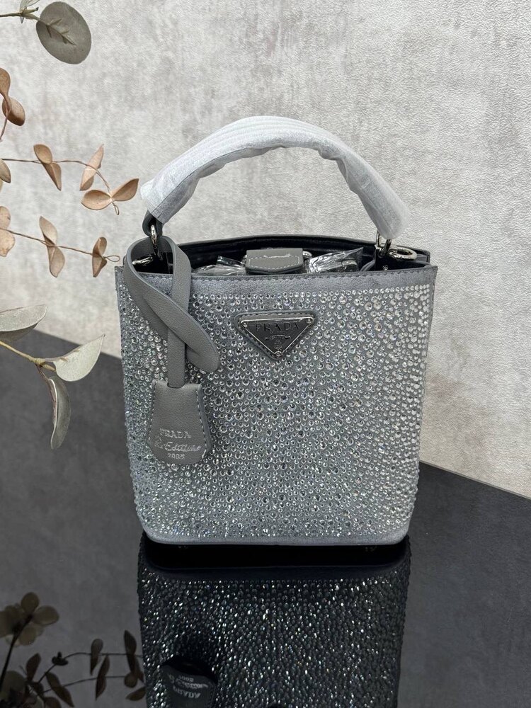 Prada Taşlı Kova Çanta