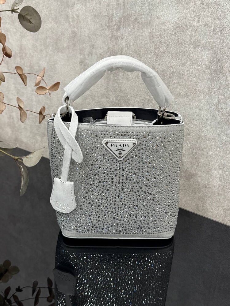 Prada Taşlı Kova Çanta