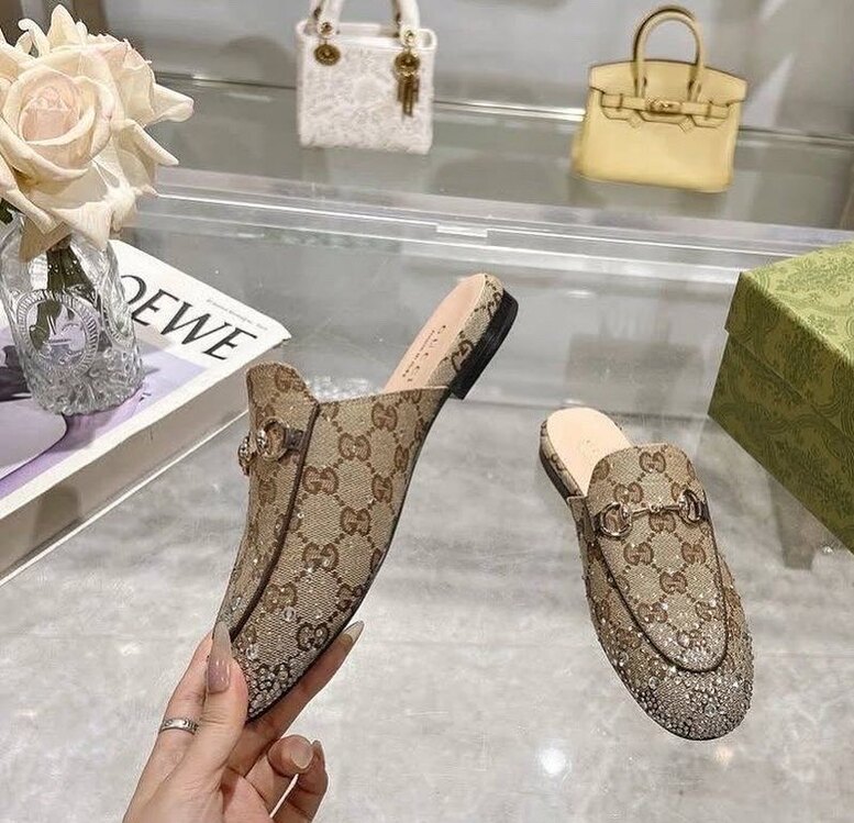 Gucci Terlik