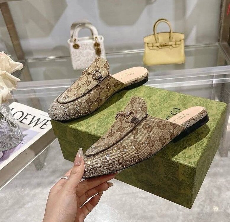 Gucci Terlik