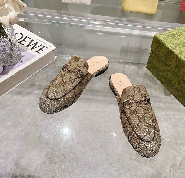 Gucci Terlik