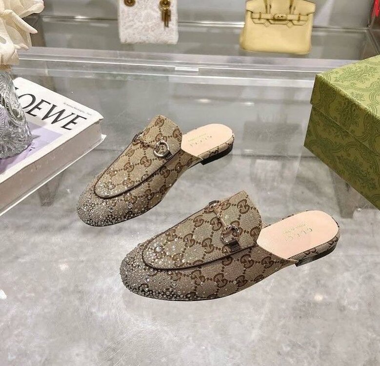 Gucci Terlik