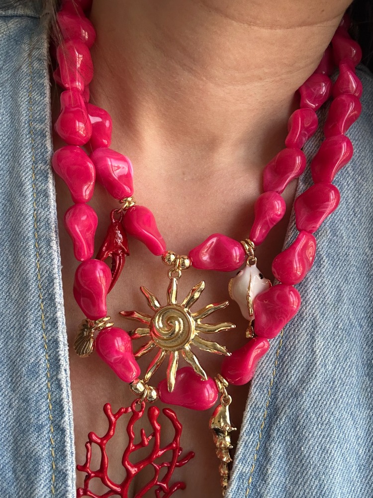 Pembe Çoklu Charm Kolye 