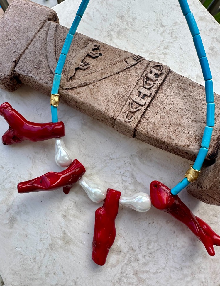 Rouge Fin Kolye 