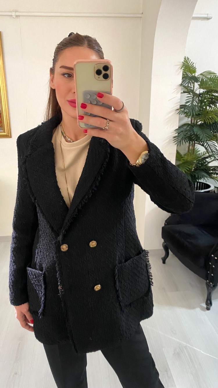 Siyah Chanel Kumaş Astarlı Düğmeli Ceket
