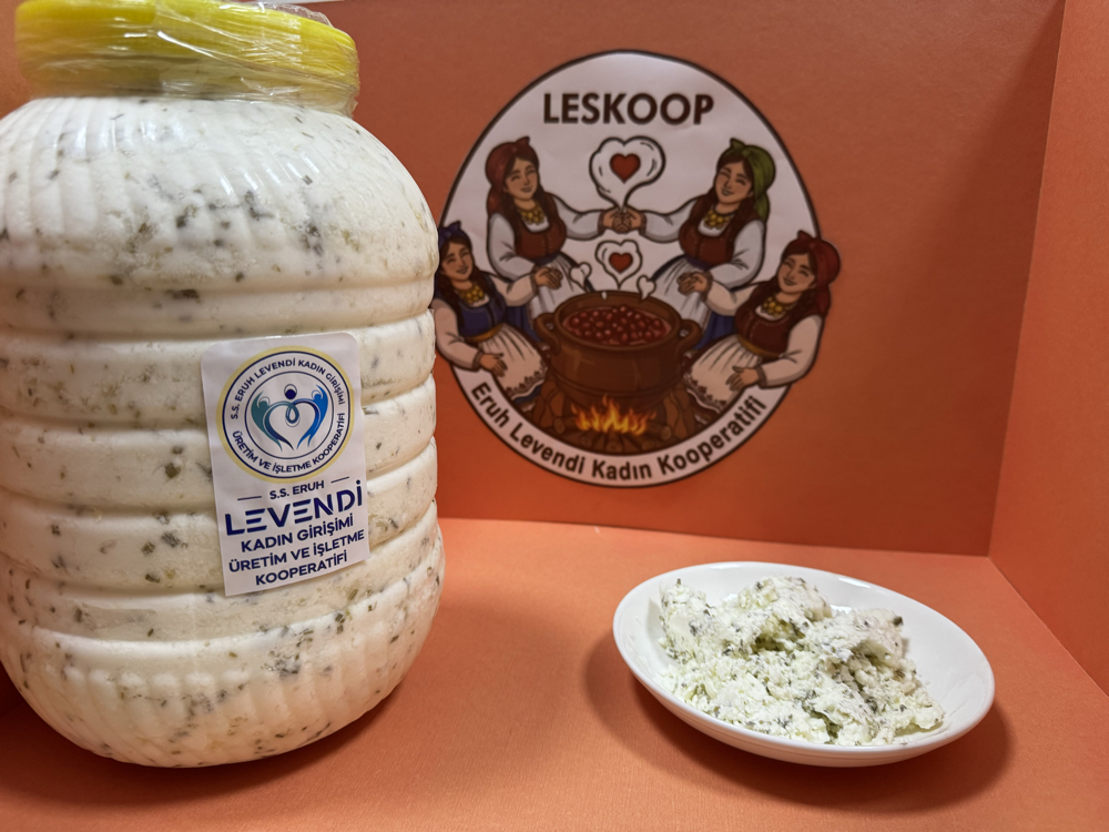 Siirt Yöresine Özgü Otlu Peynir 5KG