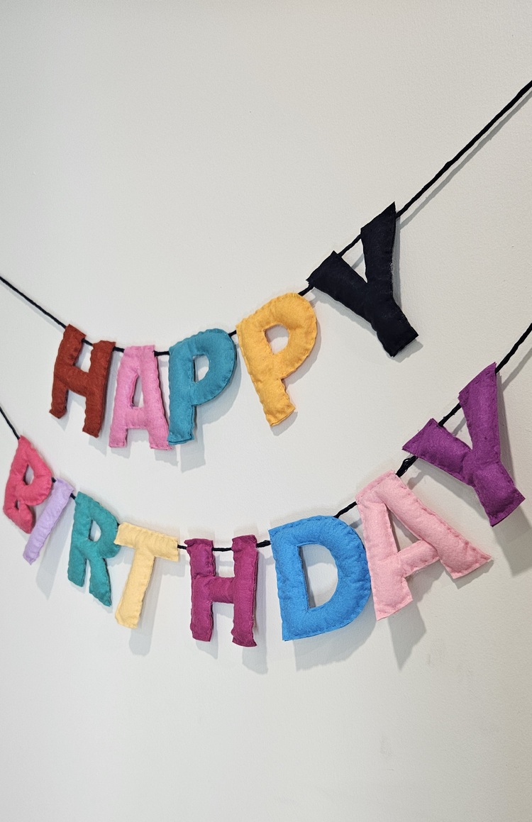 Renkli Keçelerden Happy Birthday Yazılı Doğum Günü, Parti Süsü 1