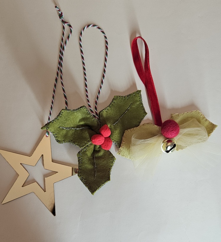 Renkli Ķeçeler ve Pleksiden 3 adet Yılbaşı Süsü, Kokina, Yaprak Çan, Yıldız Set, Handmade1
