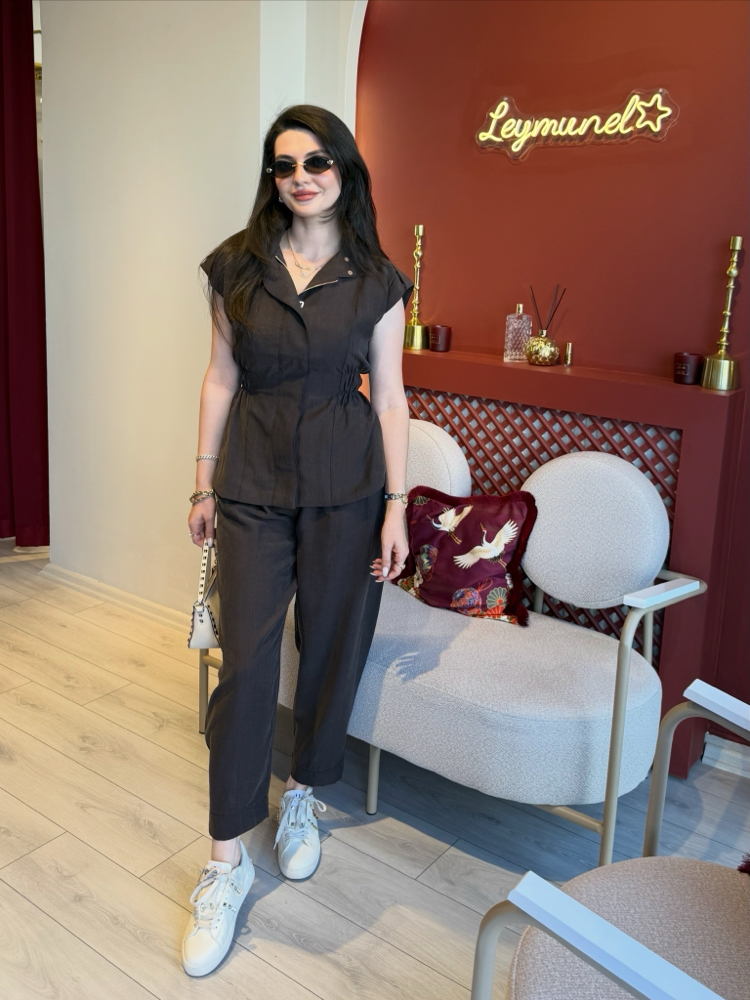 Kahverengi beli lastikli takım 