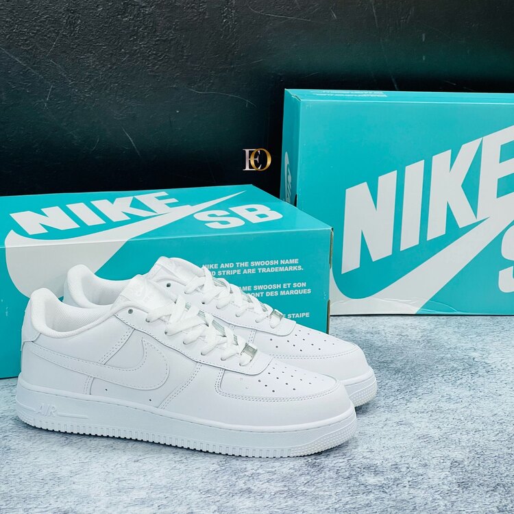 NIKE AİR FORCE SPOR AYAKKABI