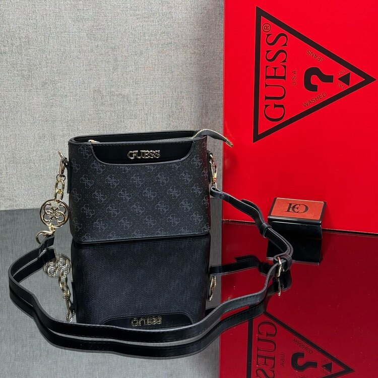 GUESS ÇANTA