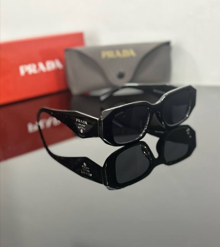 Prada Güneş Gözlüğü A5