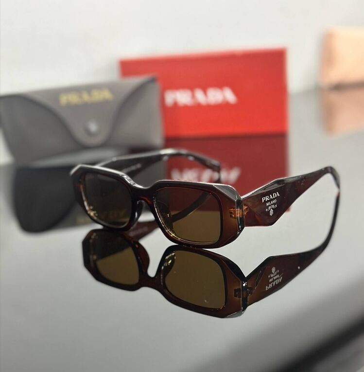 Prada Güneş Gözlüğü A5