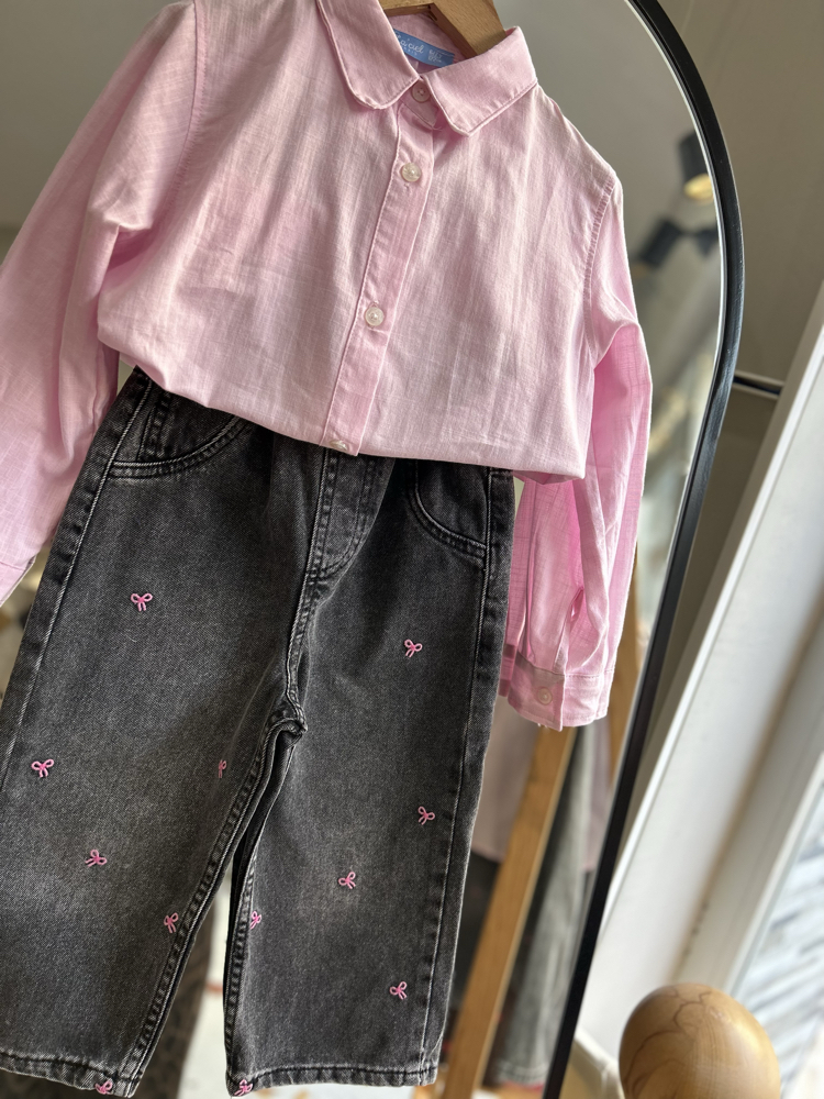 Pembe gömlek