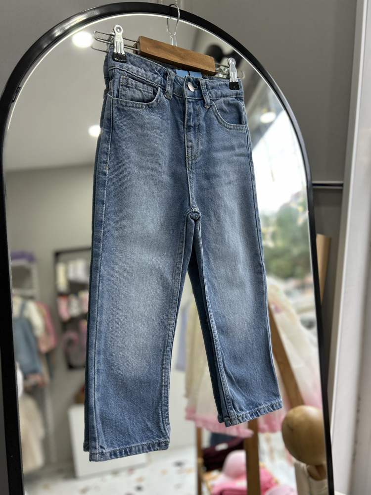 Jean