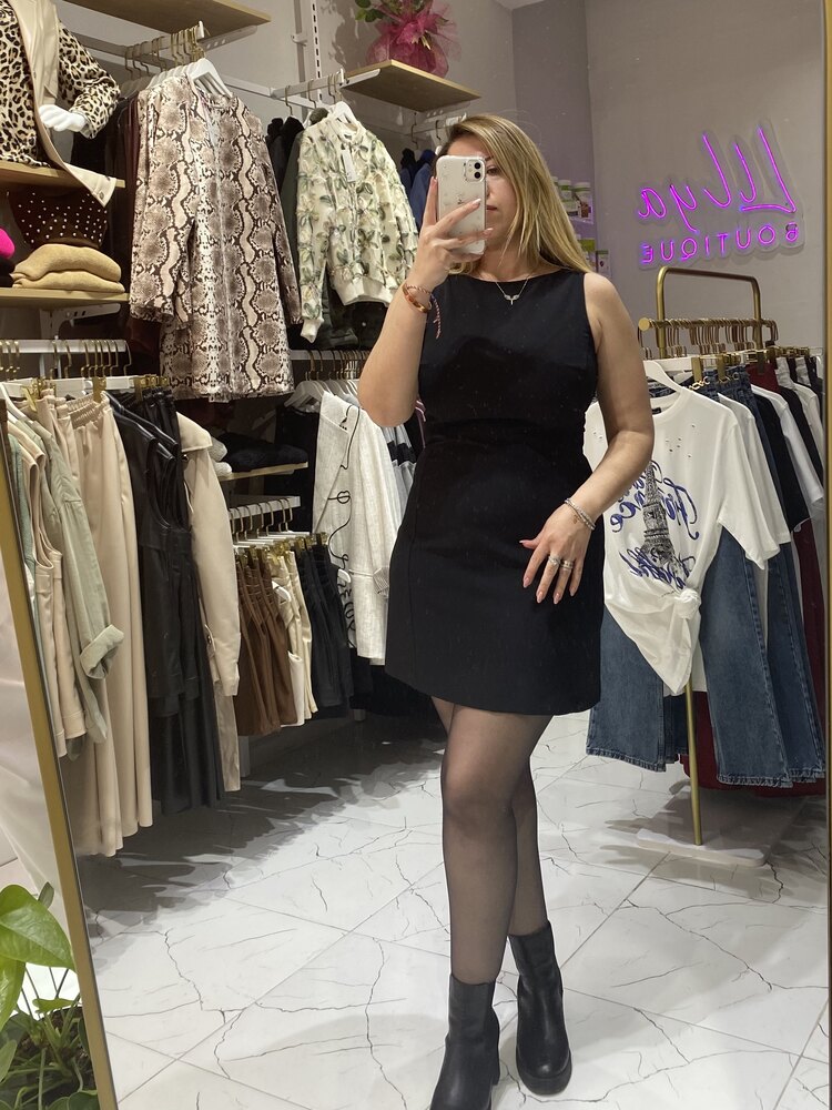Siyah kumaş elbise
