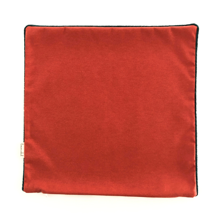 Yılbaşı Figürleri Desenli Kırlent Kılıfı 45x45