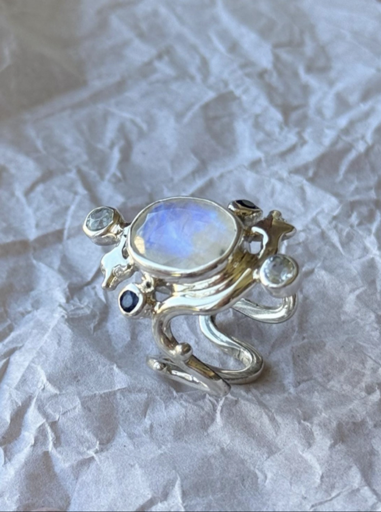 Moonstone sapphire snake yüzük